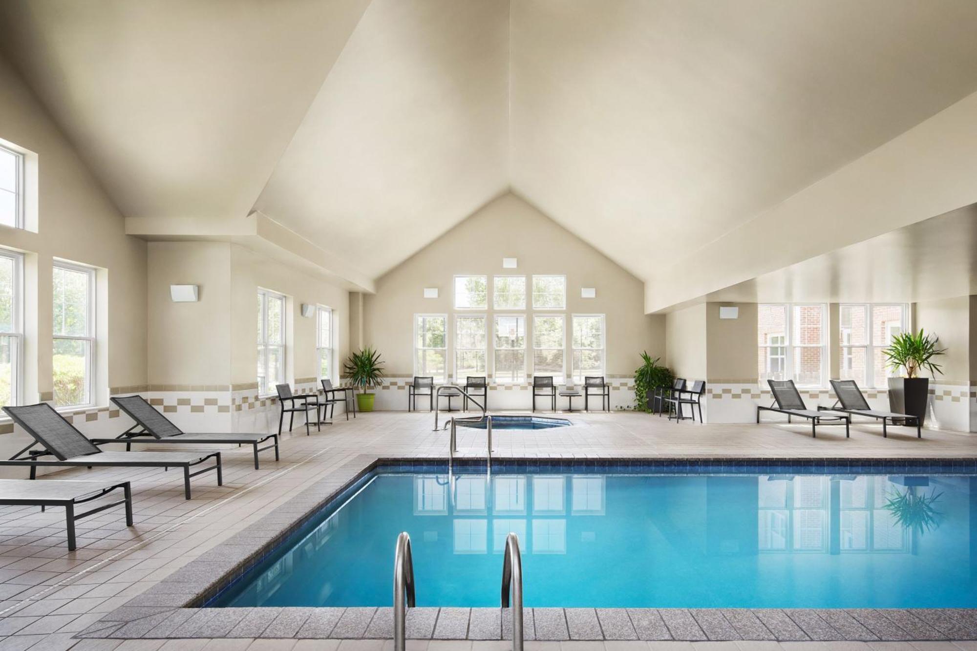 Residence Inn By Marriott Philadelphia Лангхорн Экстерьер фото