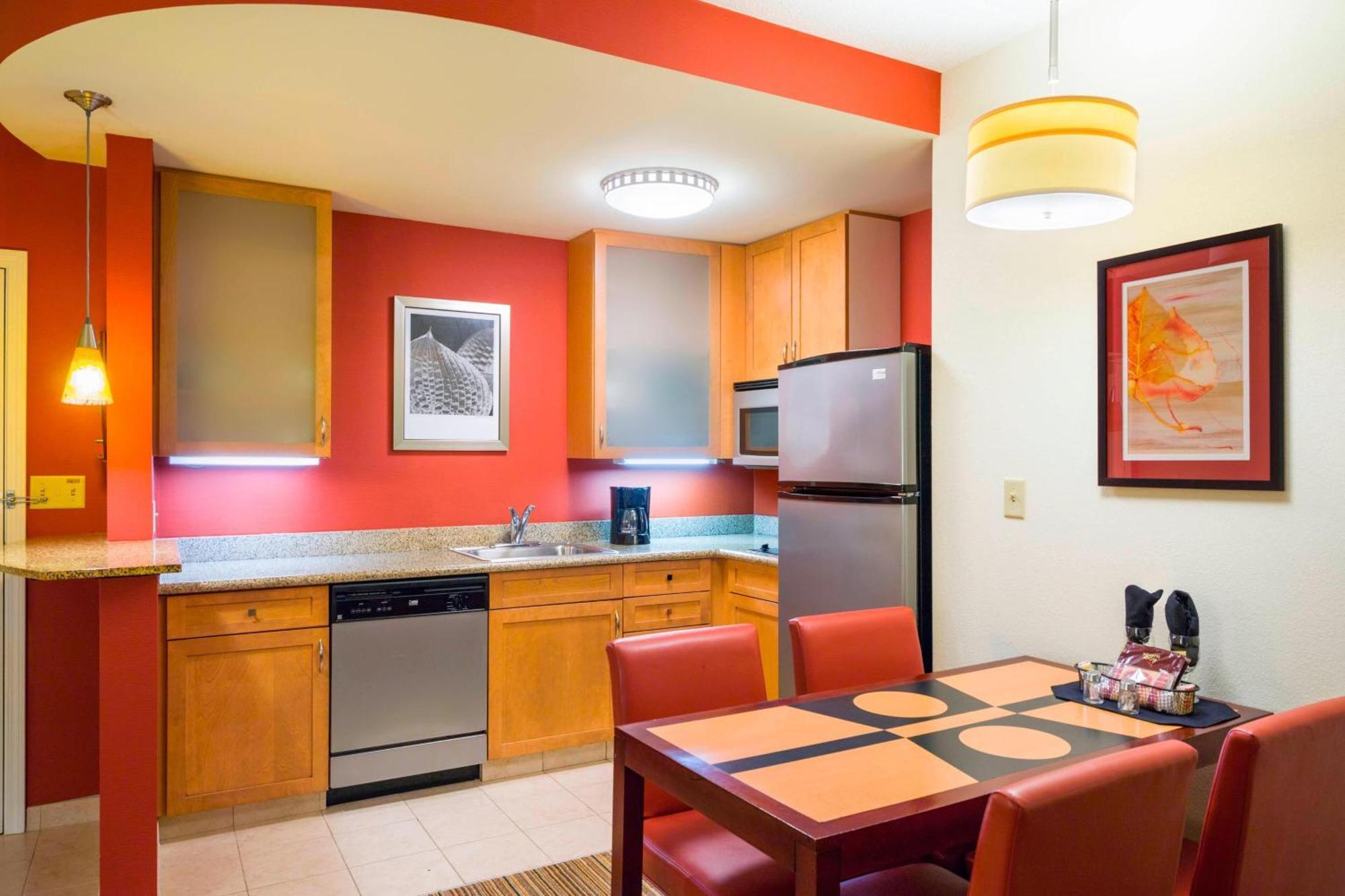 Residence Inn By Marriott Philadelphia Лангхорн Экстерьер фото